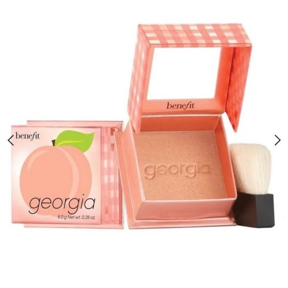 ✨3/$65✨ NIB Benefit Georgia Golden Peach Blush ✨3/$65✨
